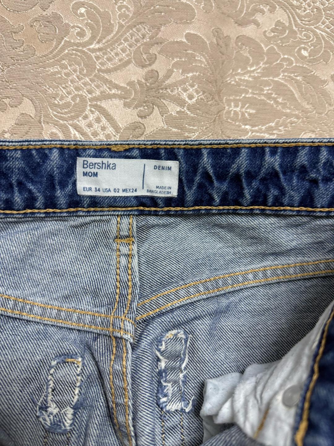 Bershka Джинсы Bershka мом — фото 2