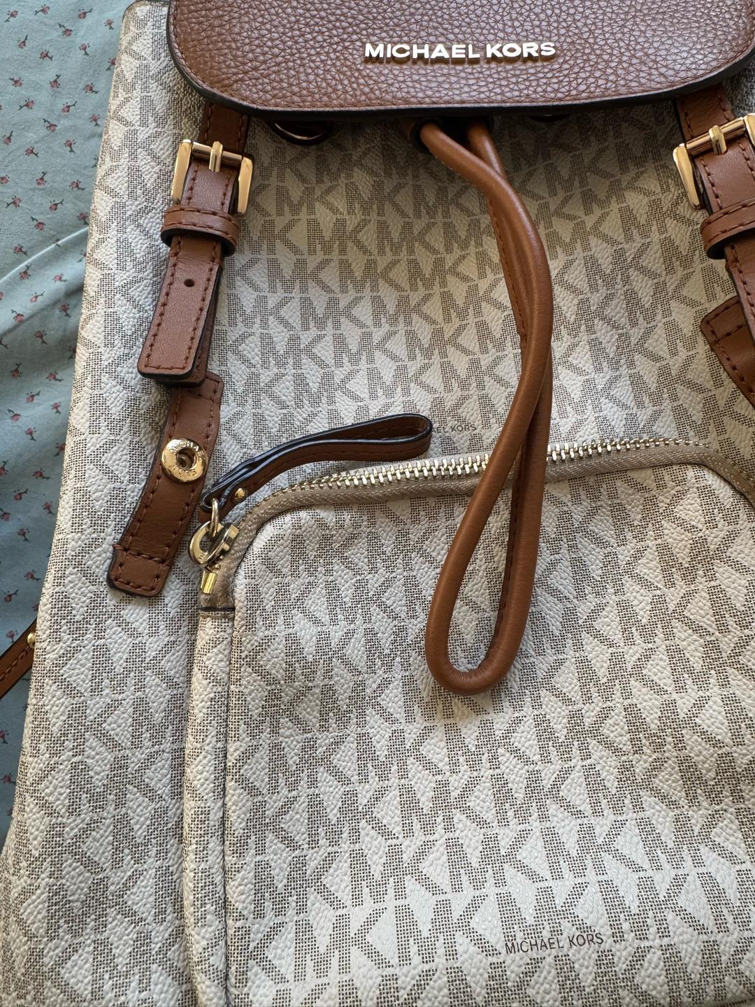 Michael Kors Рюкзак Michael Kors  🤍🤎 Оригинал, идеальное состояние — фото 2