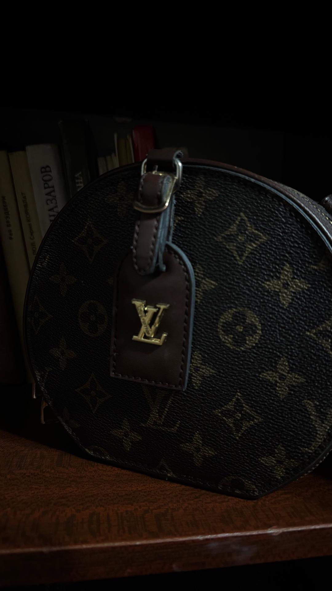 Louis Vuitton Сумка Louis Vuitton — фото 2