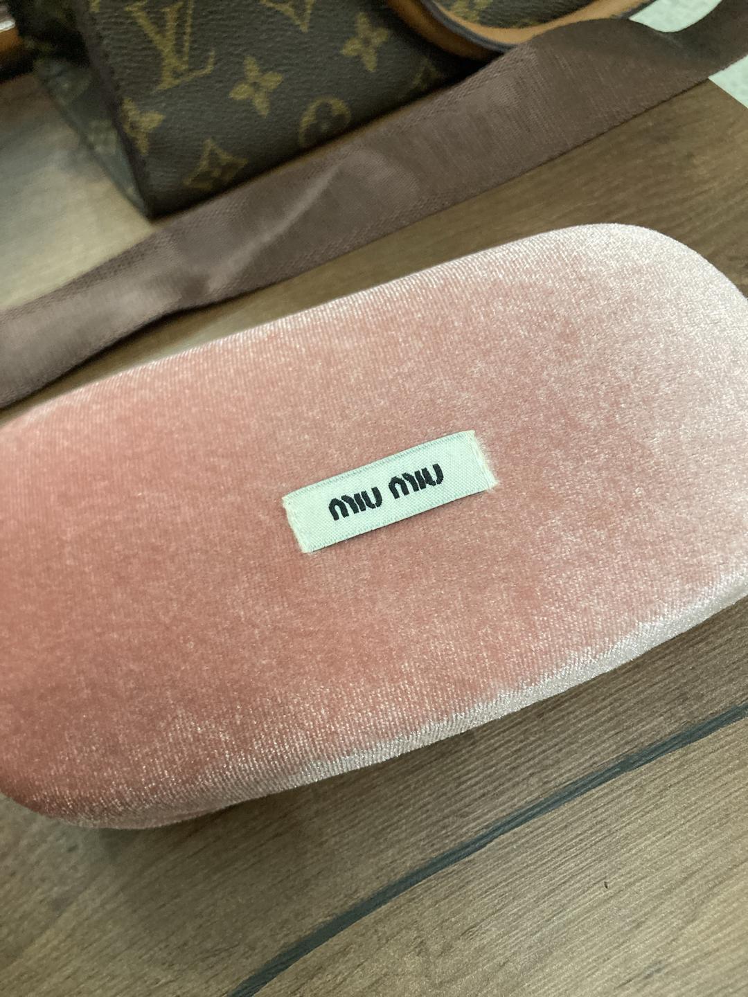 Miu Miu Футляр для очков Miu Miu — фото 2
