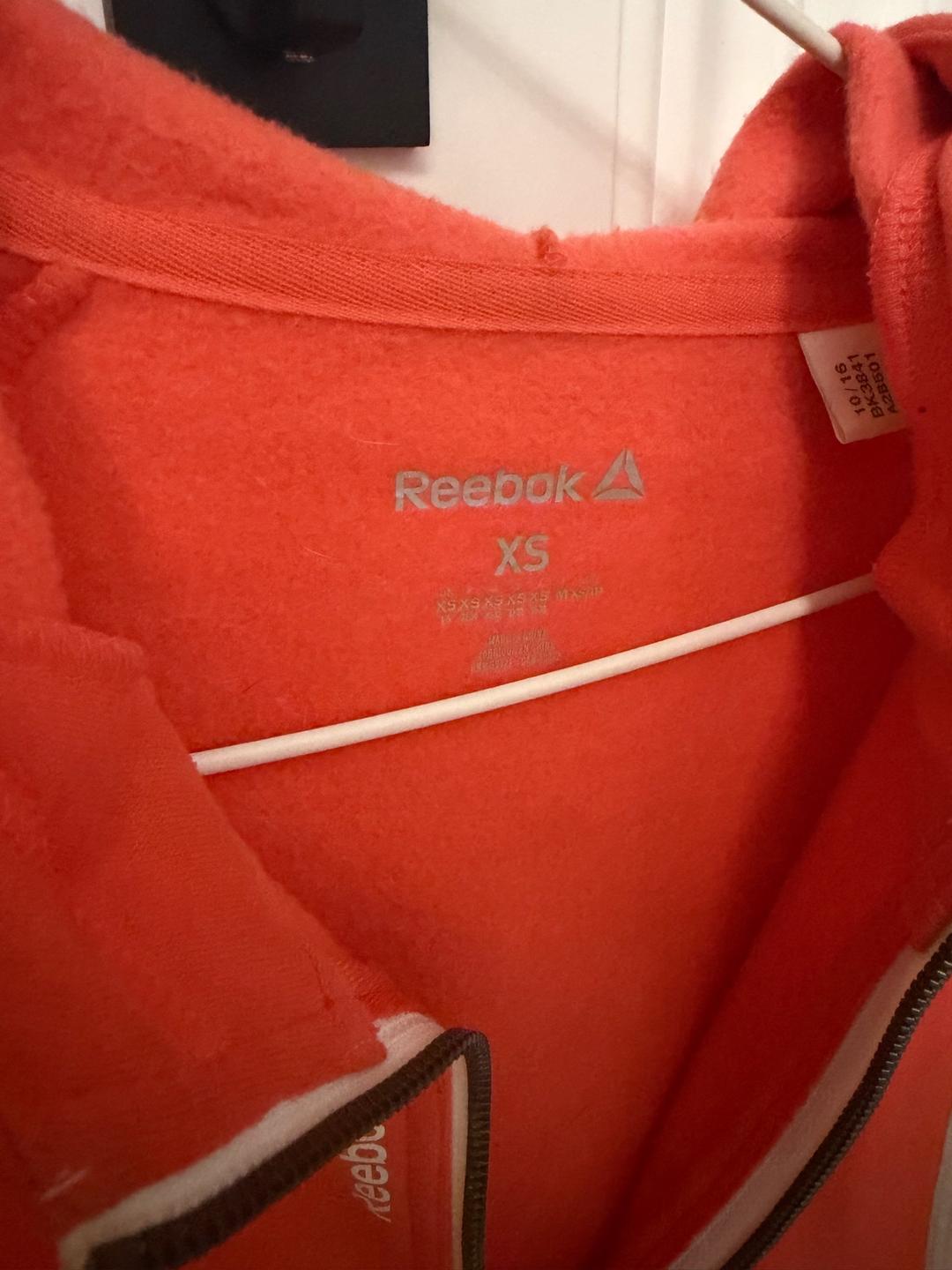 Reebok Толстовка Reebok на молнии с капюшоном XS — фото 2