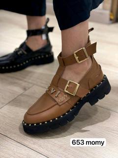 buyer_laura