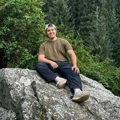 Adam.M