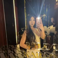 yasmina_abuova