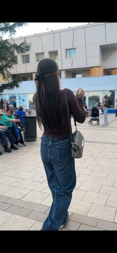 Nargiz_