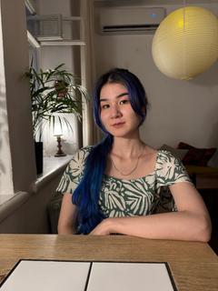 leila_diz
