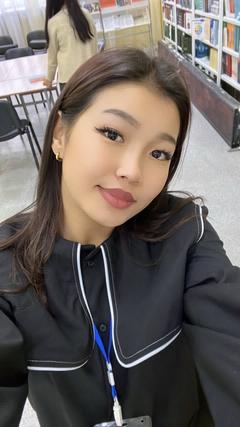 amanzholova_asel