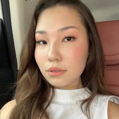 Laura19