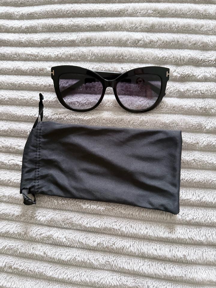 Солнцезащитные очки Tom Ford