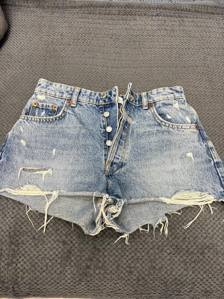 Zara Шорты джинсовые