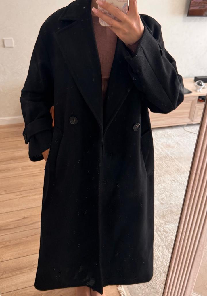 Zara Пальто