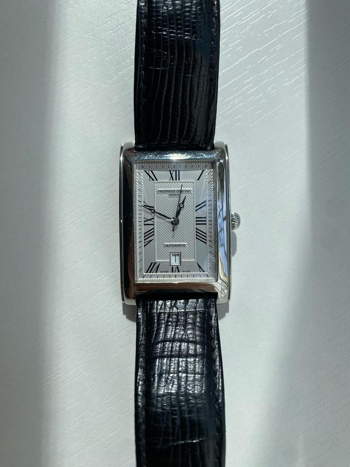 Часы Frederique Constant Carree