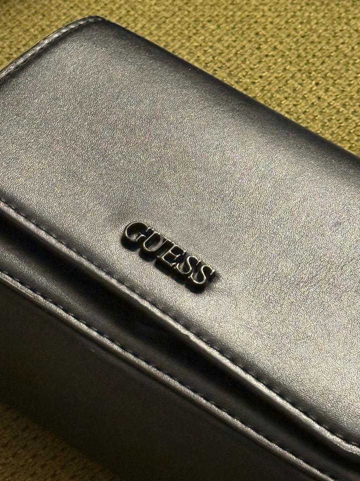 GUESS
