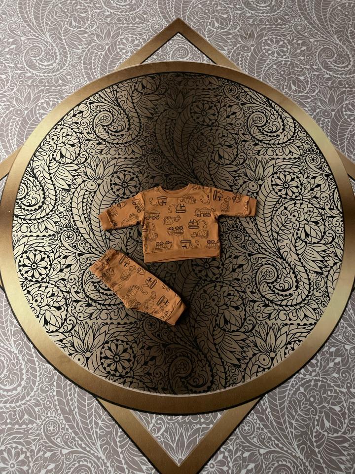 Костюм