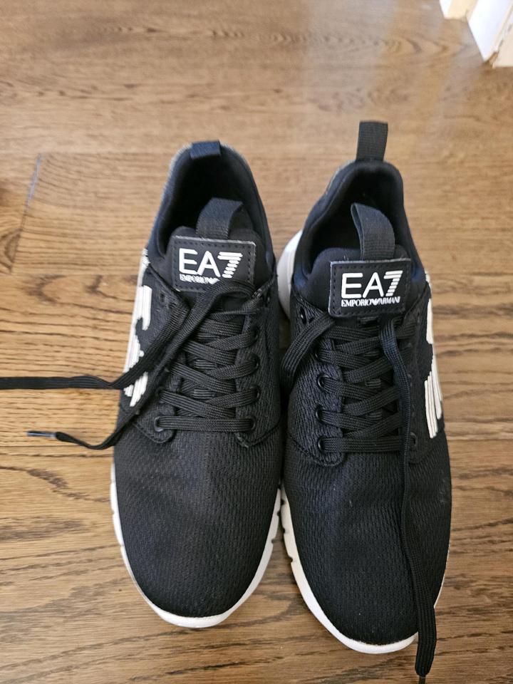 EA7