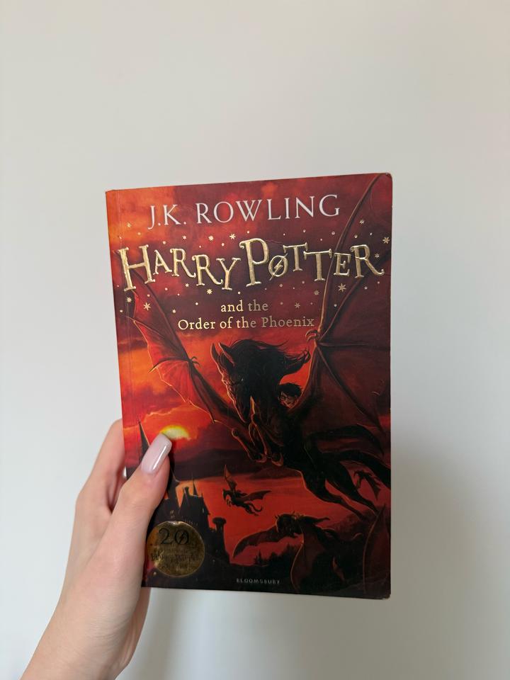 книга ГП на английском: Harry Potter and the Order of the Phoenix