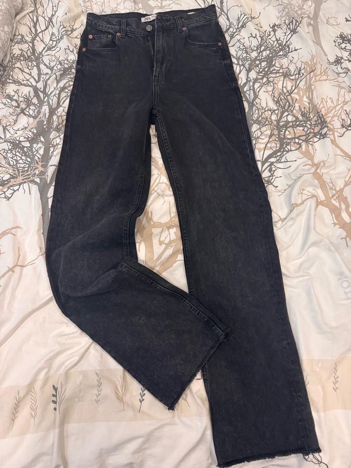 Джинсы Zara
