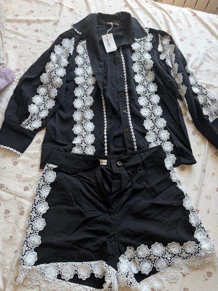 Zimmermann Костюм с кружевом