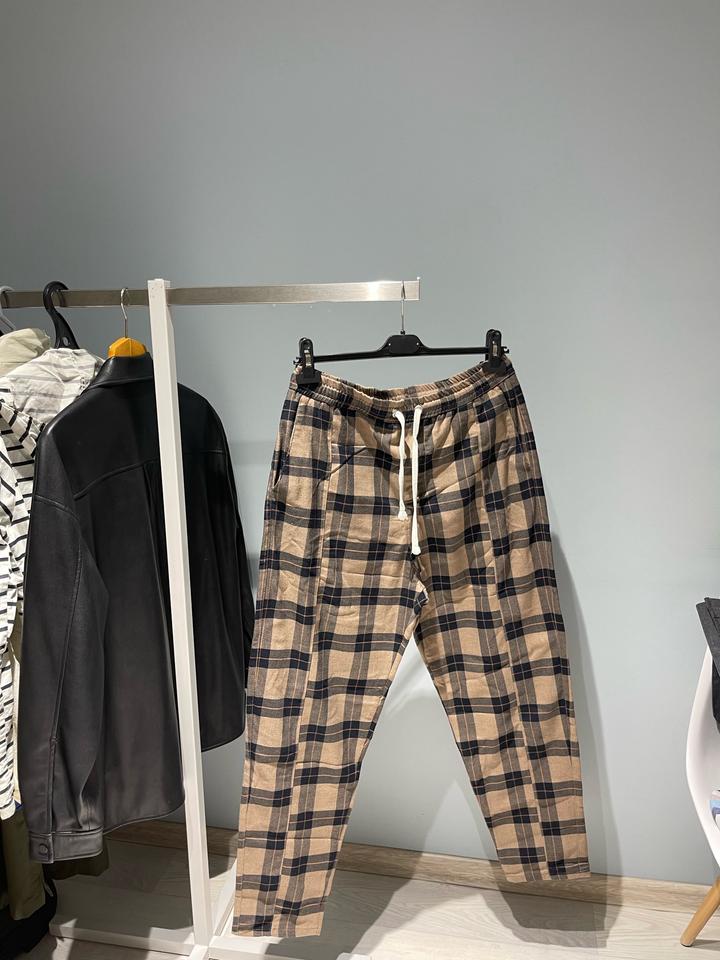Bershka Брюки в клетку
