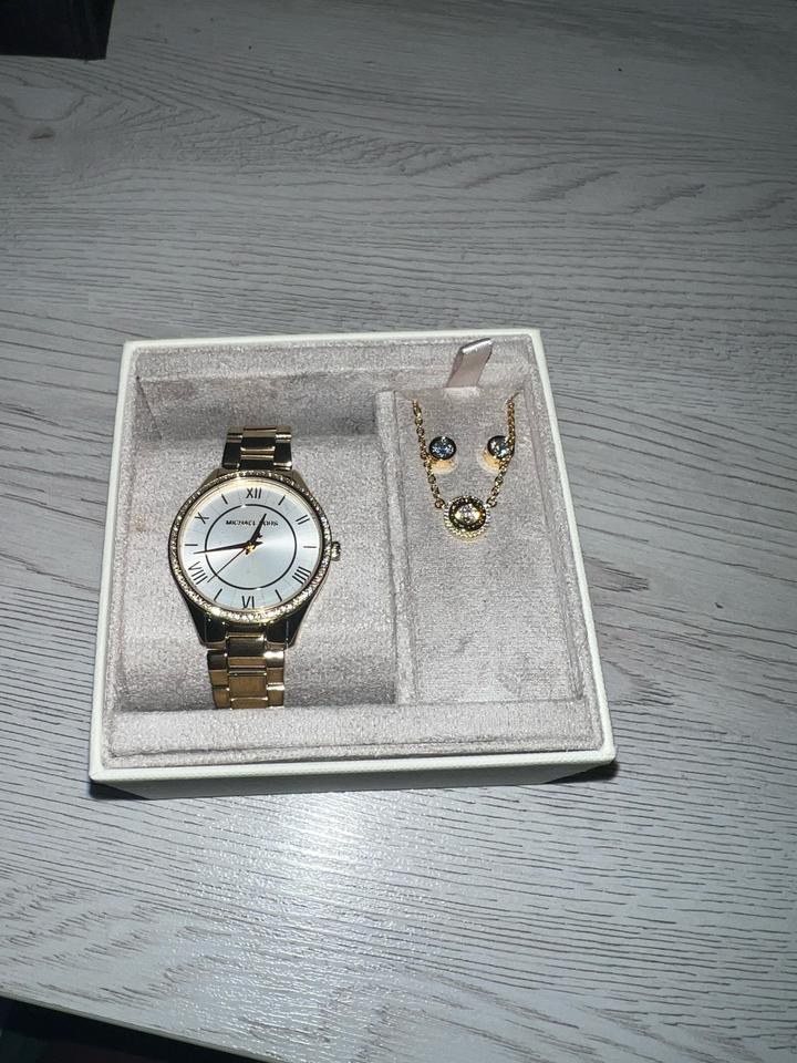 Michael Kors
