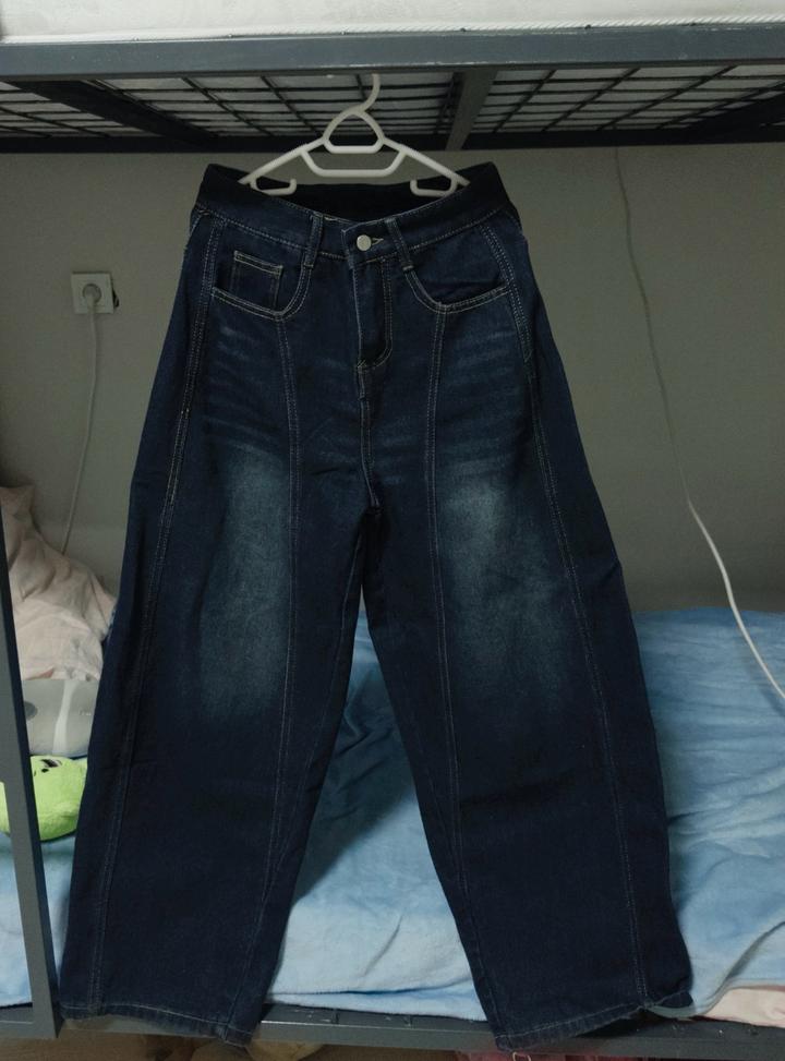 Джинсы