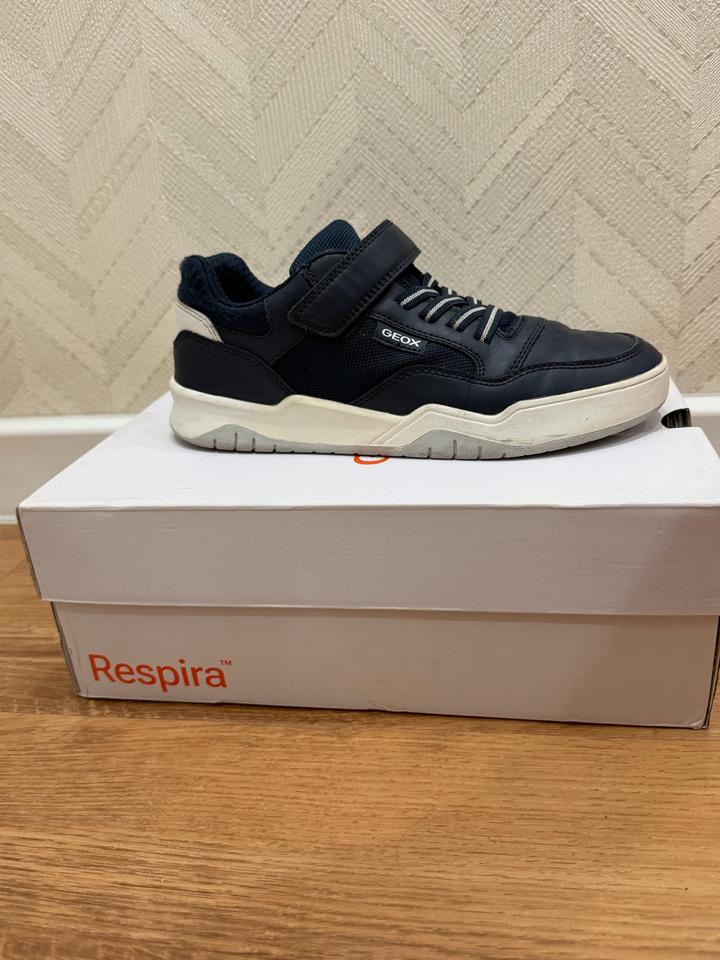 Кроссовки Geox