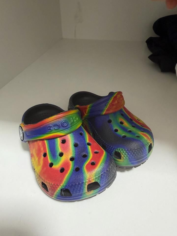 Crocs