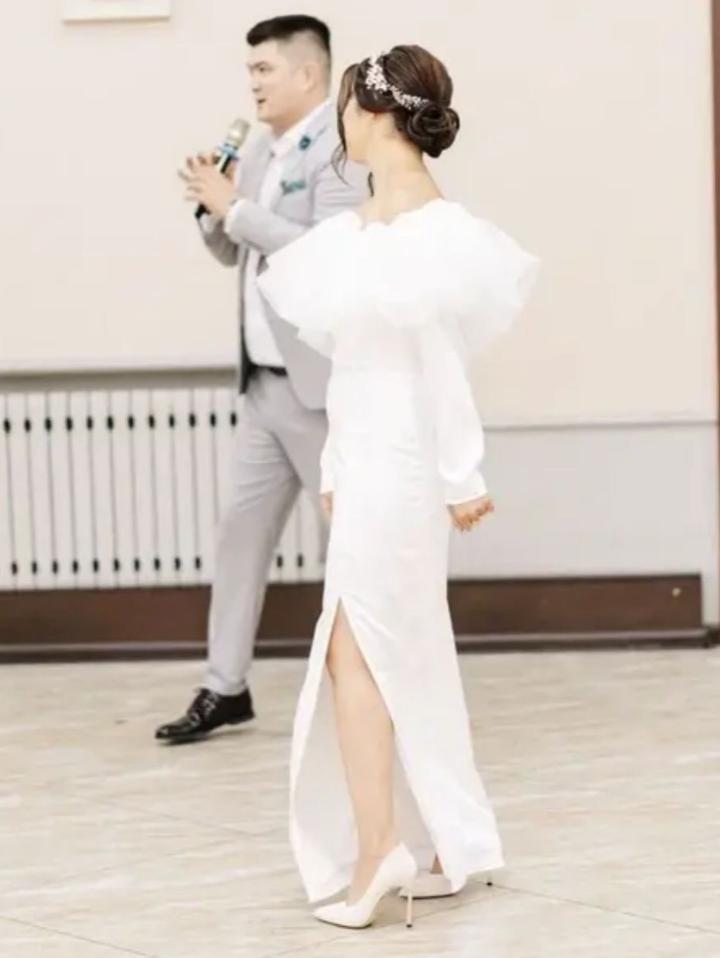 Sense Белое платье Марсала