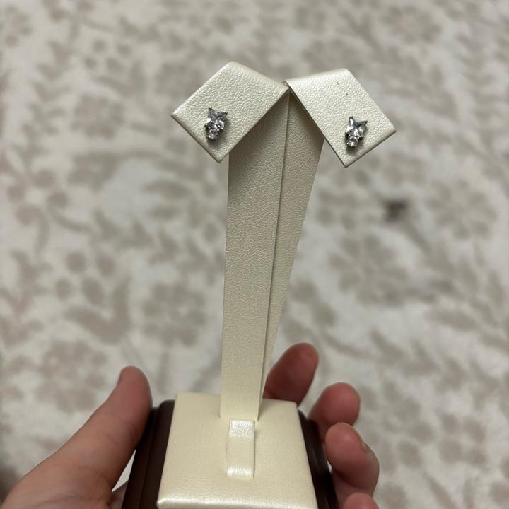 Silver Серебряный гвоздик 925 пробы, вставка цирконий