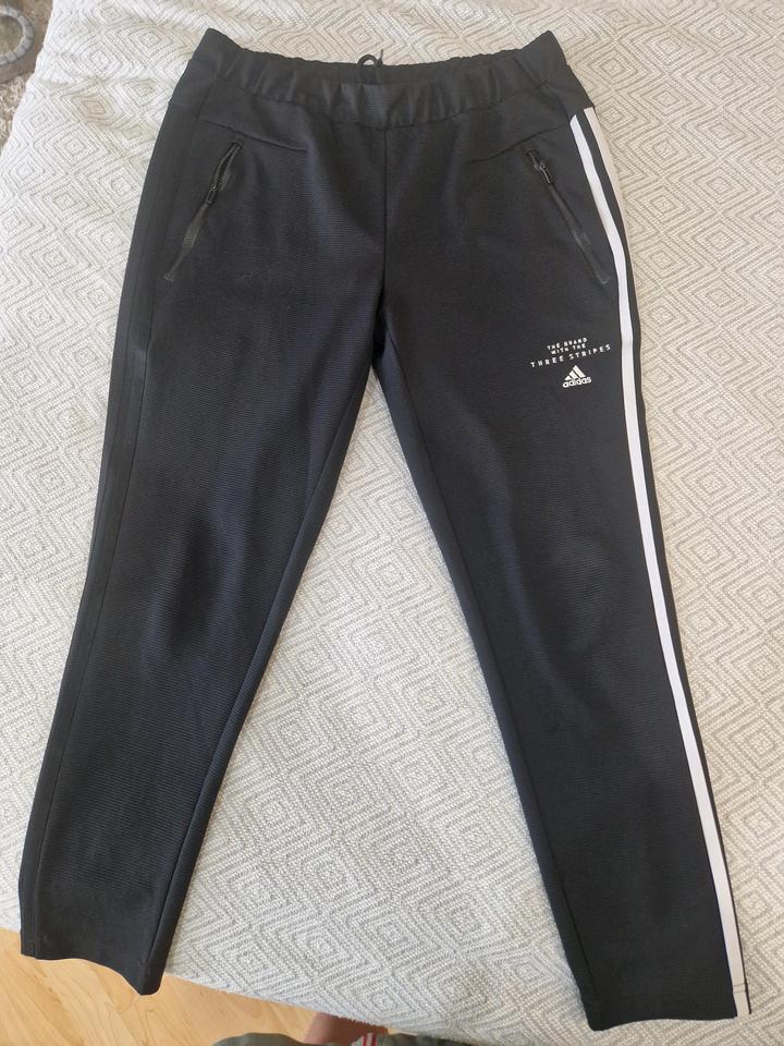 Adidas женские