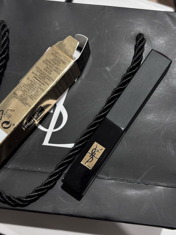 Помада Yves Saint Laurent The Slim Velvet Radical 306