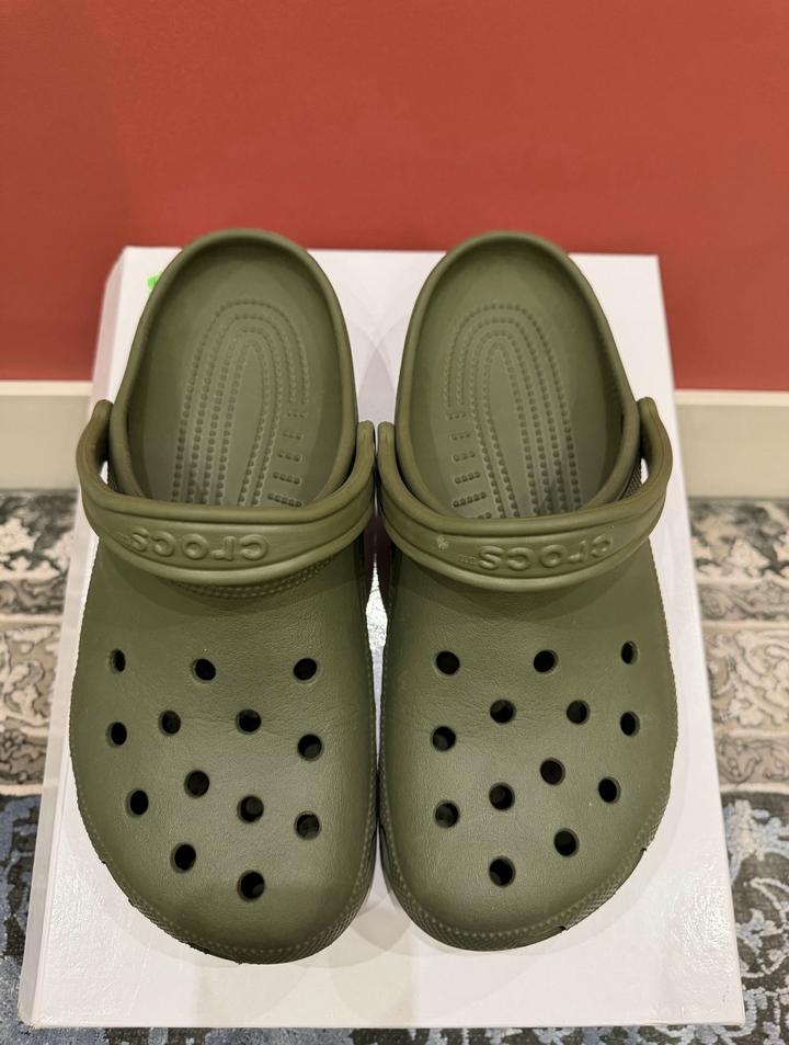 Crocs