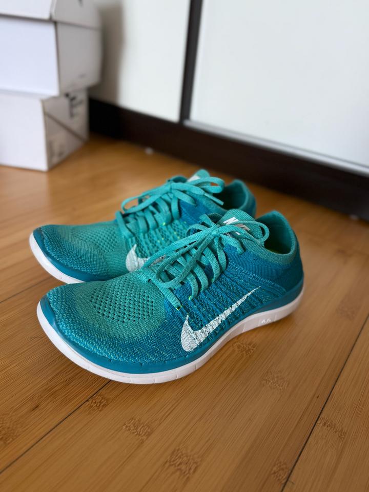 Кроссовки Nike