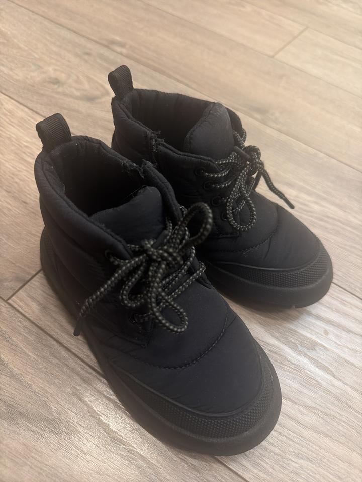 Детские ботинки Zara