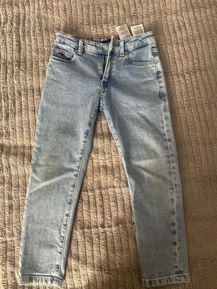 Tommy Hilfiger