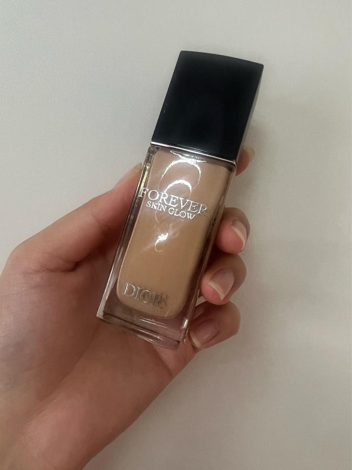 Тональный крем Dior Forever Skin Glow 2N