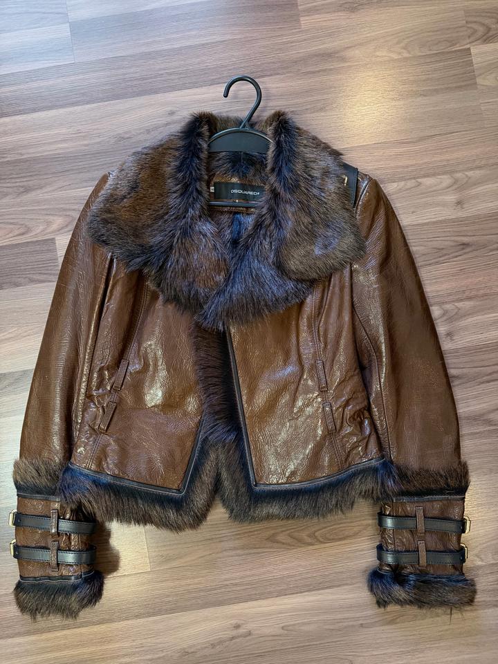 DSQUARED2