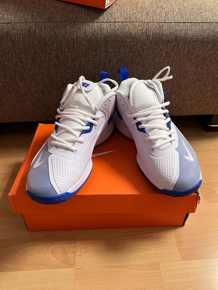 Nike