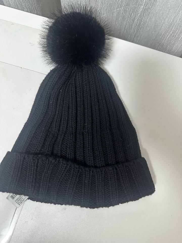 Шапка с бубенчиком oysho