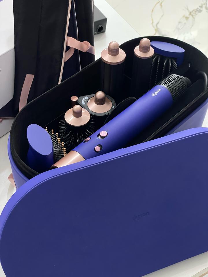 Dyson