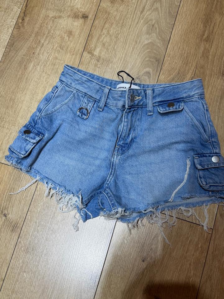 Джинсовые шорты Bershka