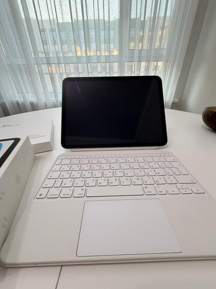 iPad Apple планшет+клавиатура чехол
