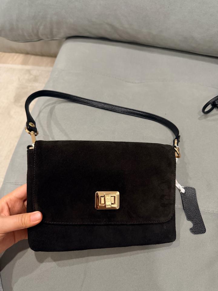 Нет бренда