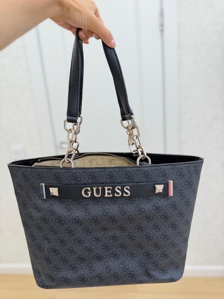 Сумка Guess