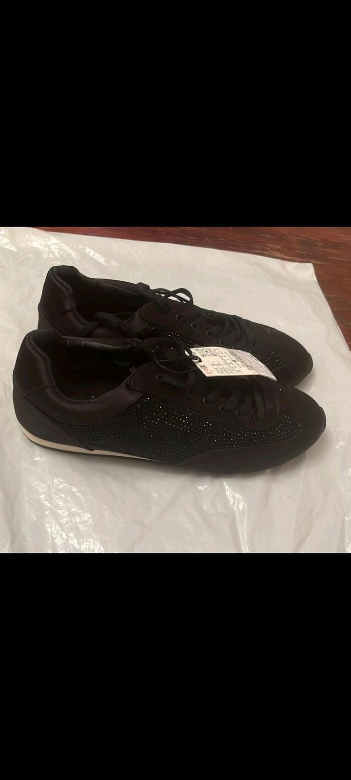 Кеды со стразами Zara