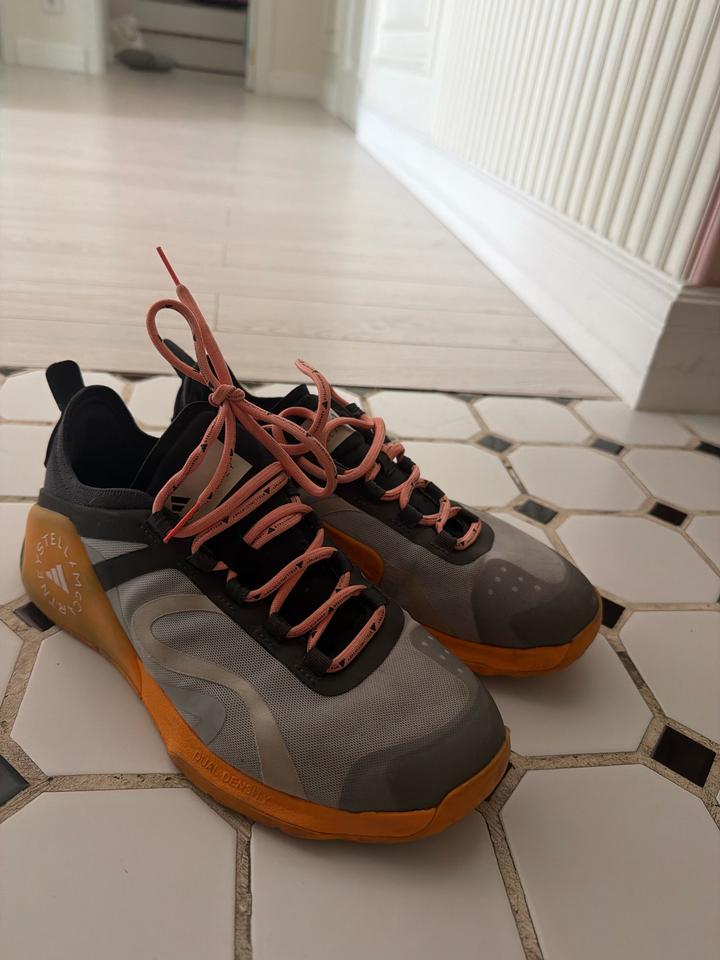 Кроссовки adidas by Stella McCartney