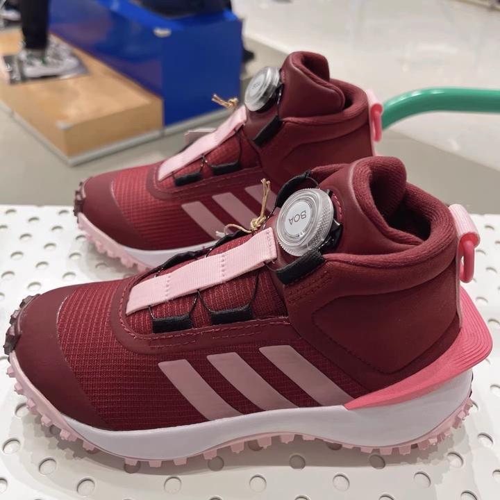 Кроссовки adidas