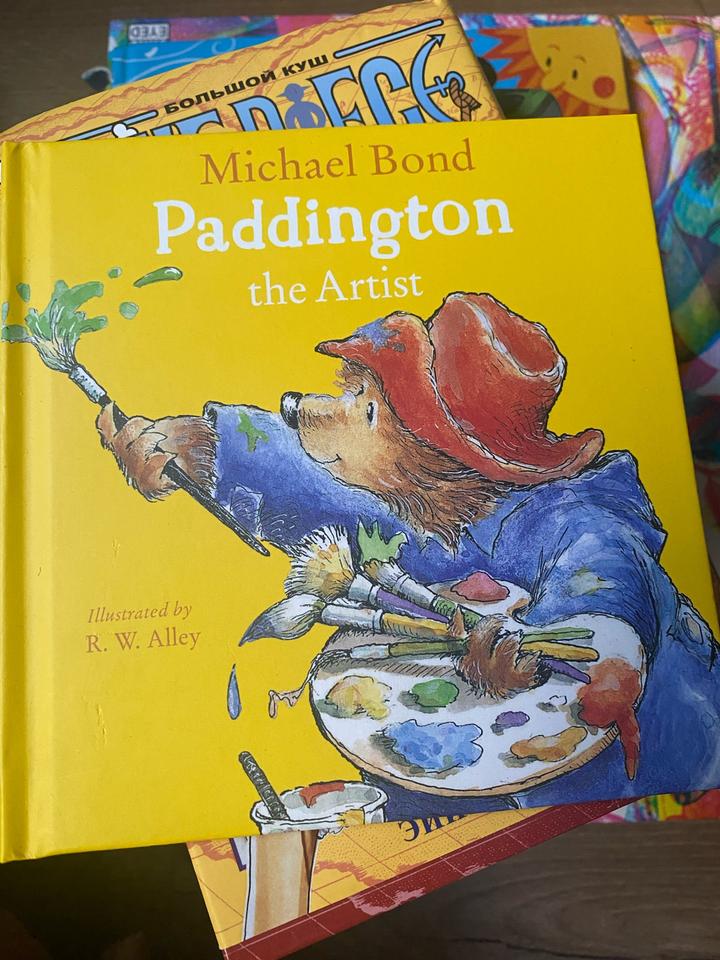 Paddington the Artist