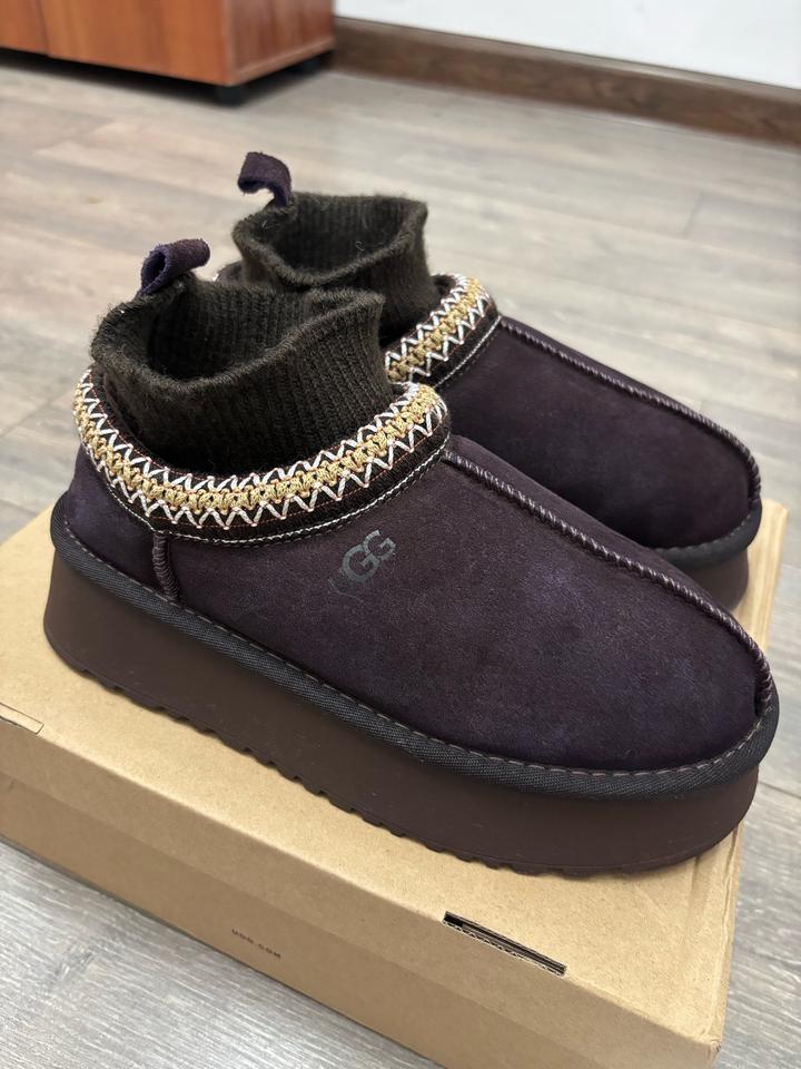 UGG
