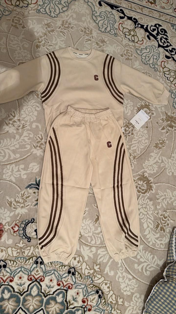 Спортивный костюм